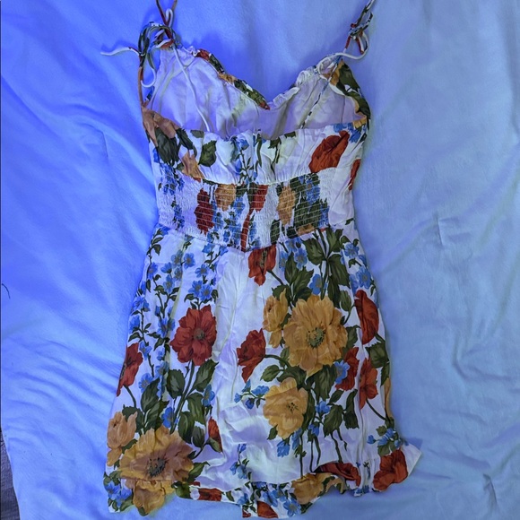 Reformation Esther floral ruffle dress - Picture 9 of 9